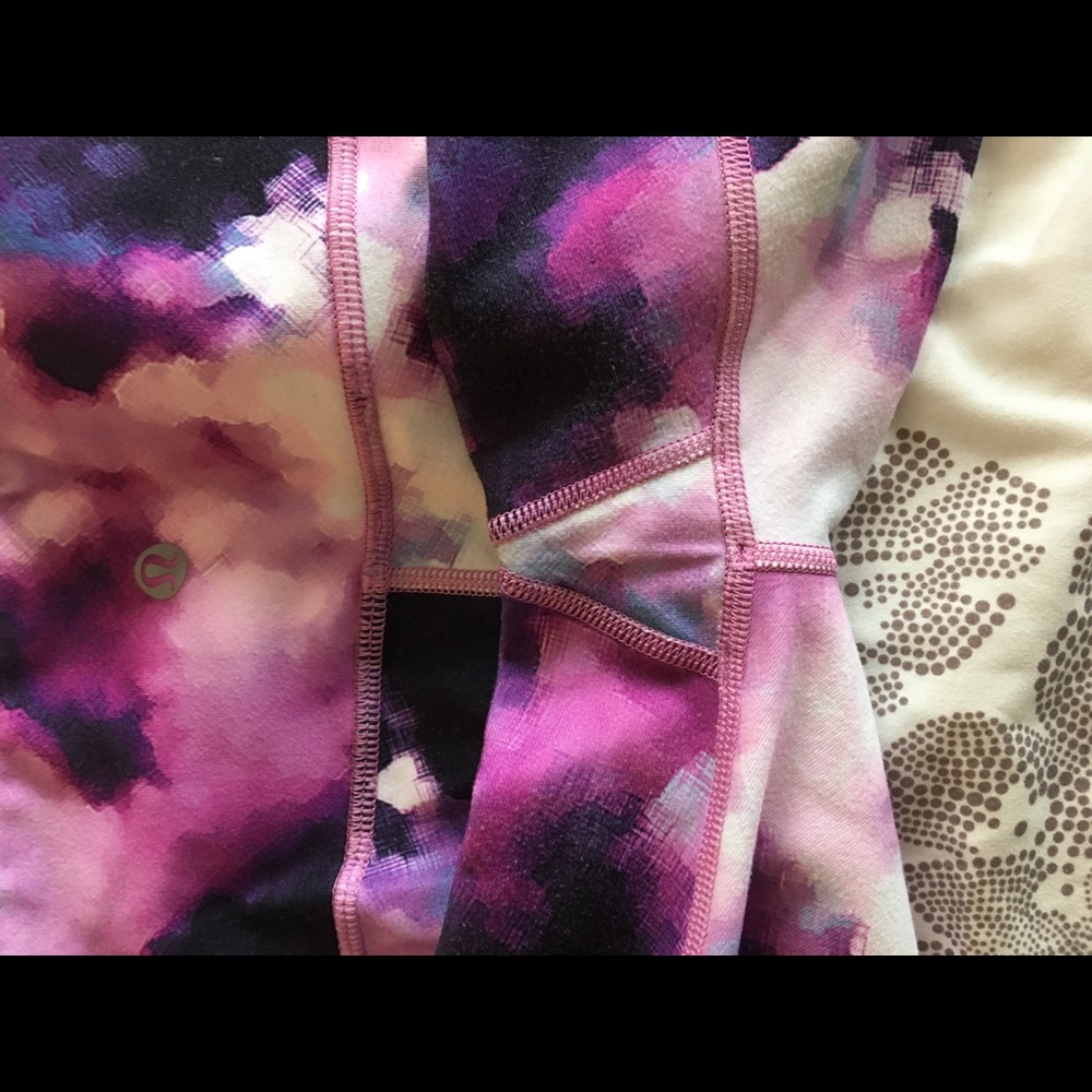 EUC Lululemon pixie crop - Picture 4 of 5